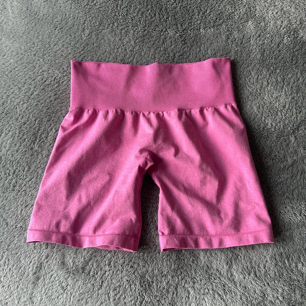 NVGTN Bubblegum Pink Seamless shorts